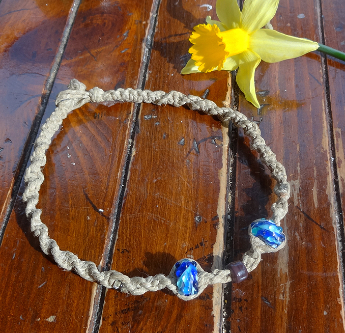 hippie hemp macram� necklace